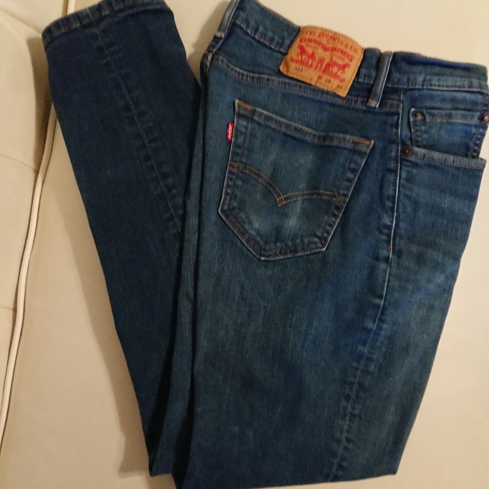 Levi’s 514 Straight Jeans
